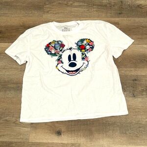 Disney Mickey Mouse Large white short sleeve T shirt embroidered flower accents